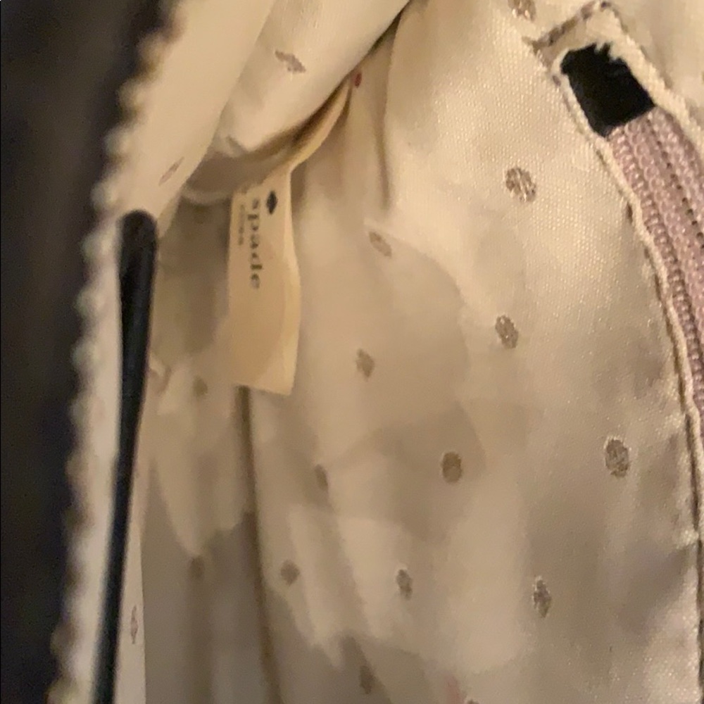 Classic Kate Spade black leather crossbody purse - Picture 7 of 8